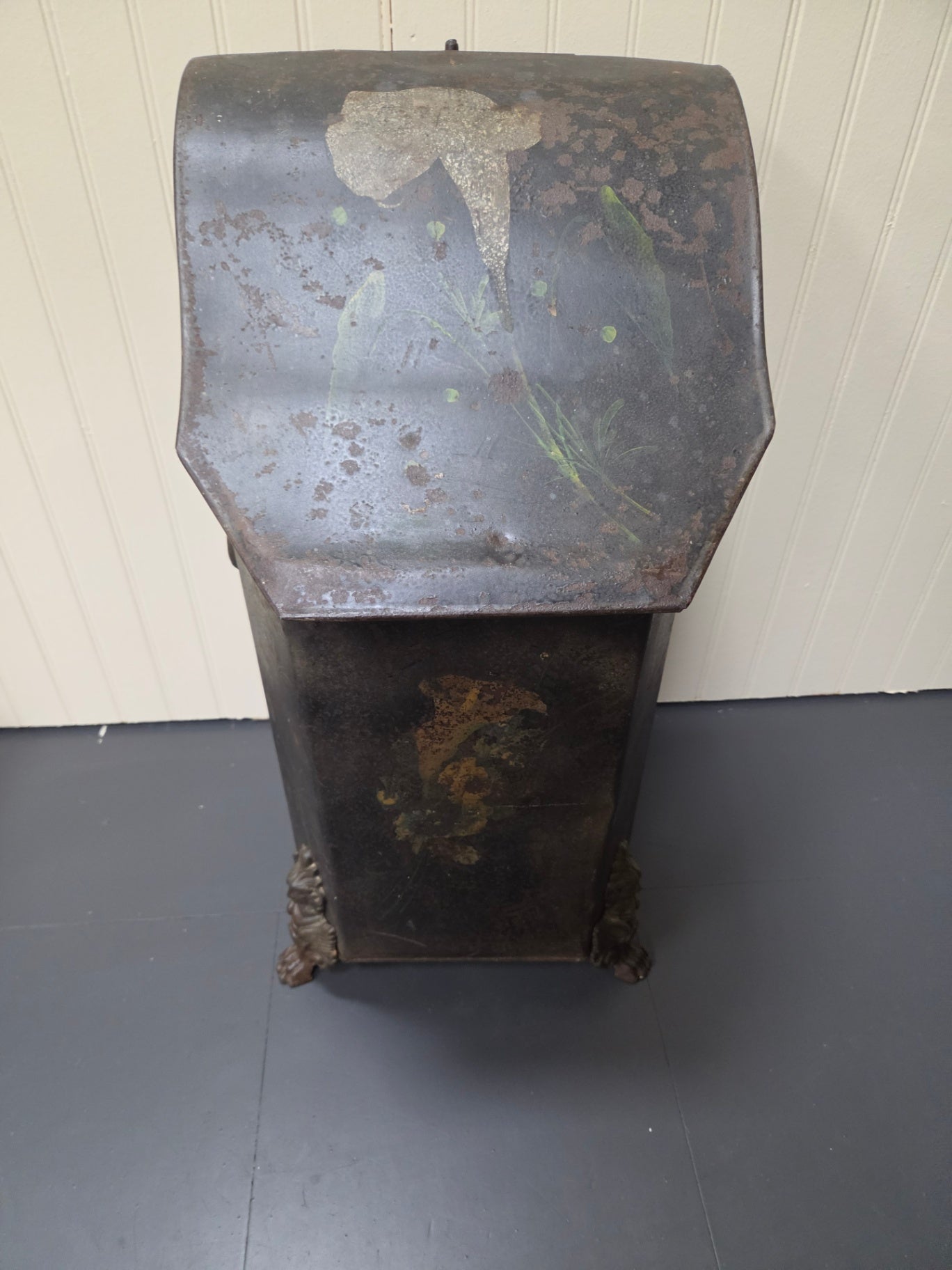 Coal skuttle