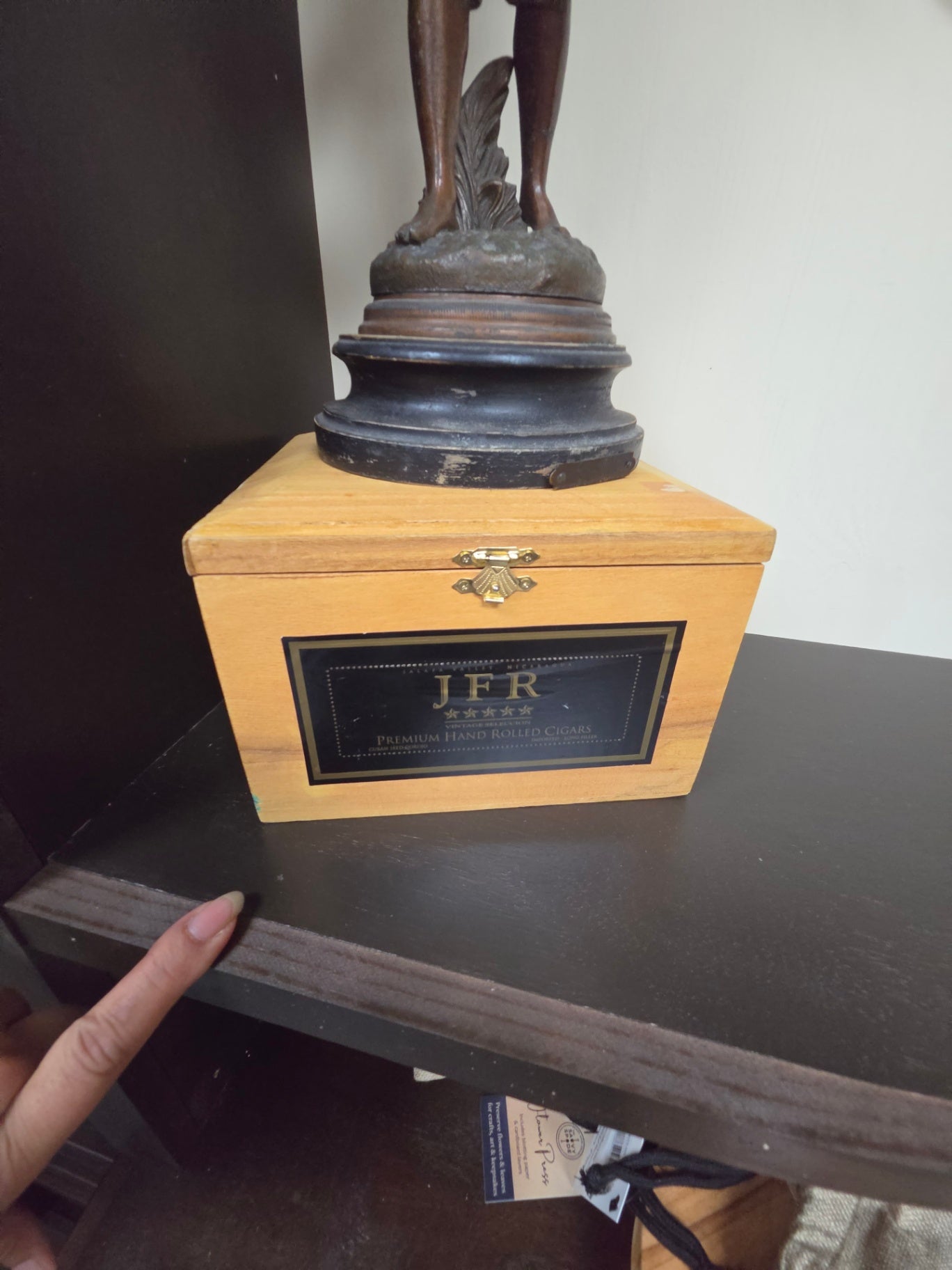 Wood cigar box