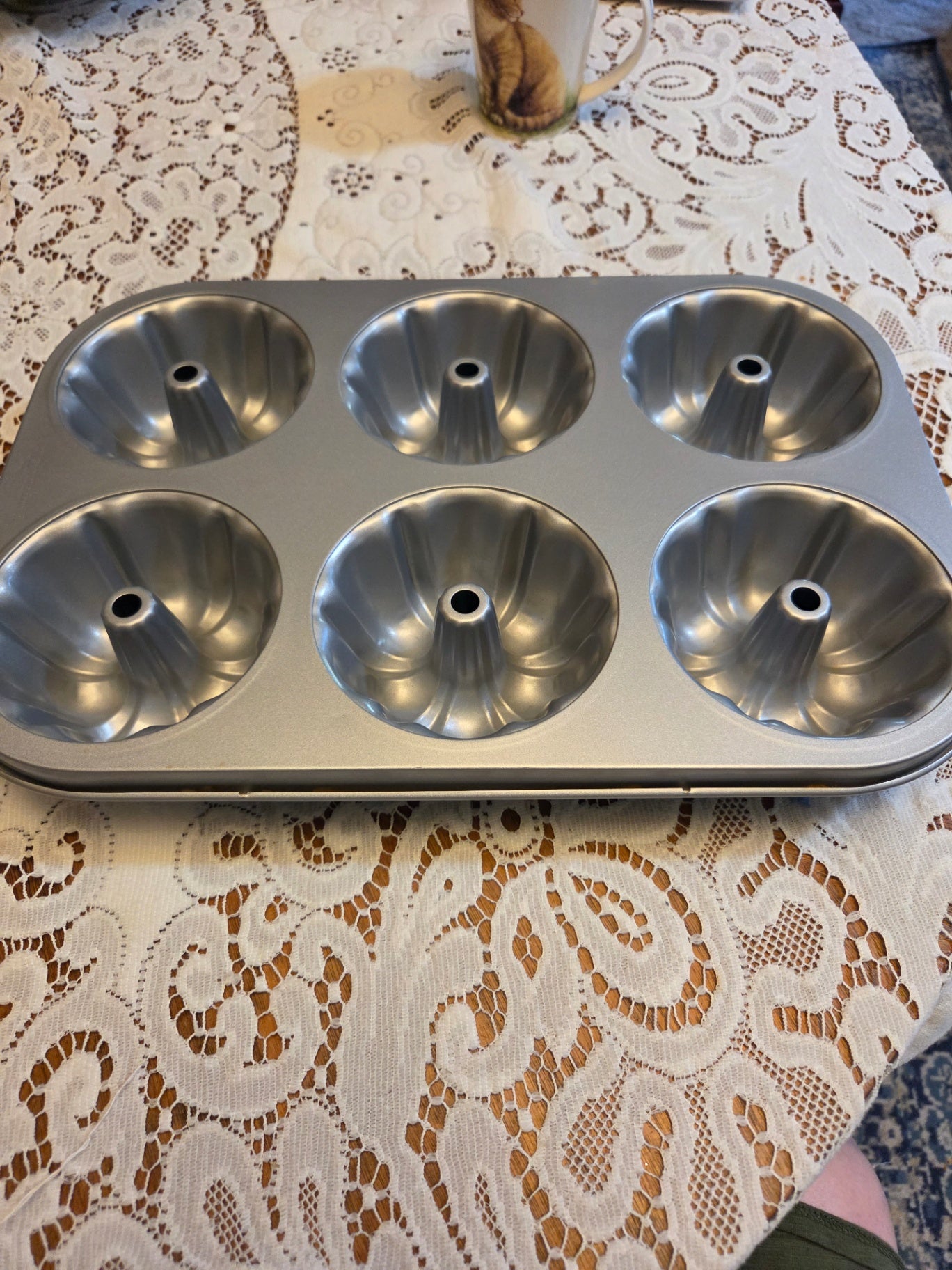 Pa mpered chef bundt pan