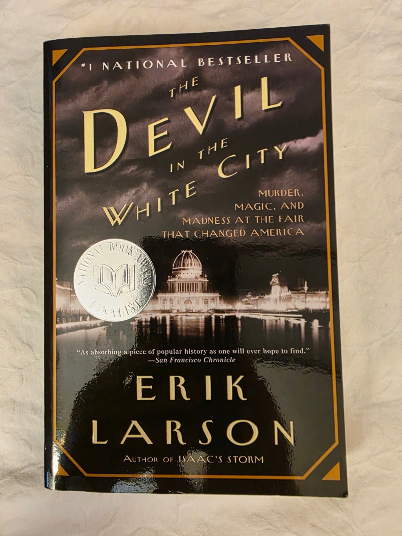 THE DEVIL IN THE WHITE CITY.