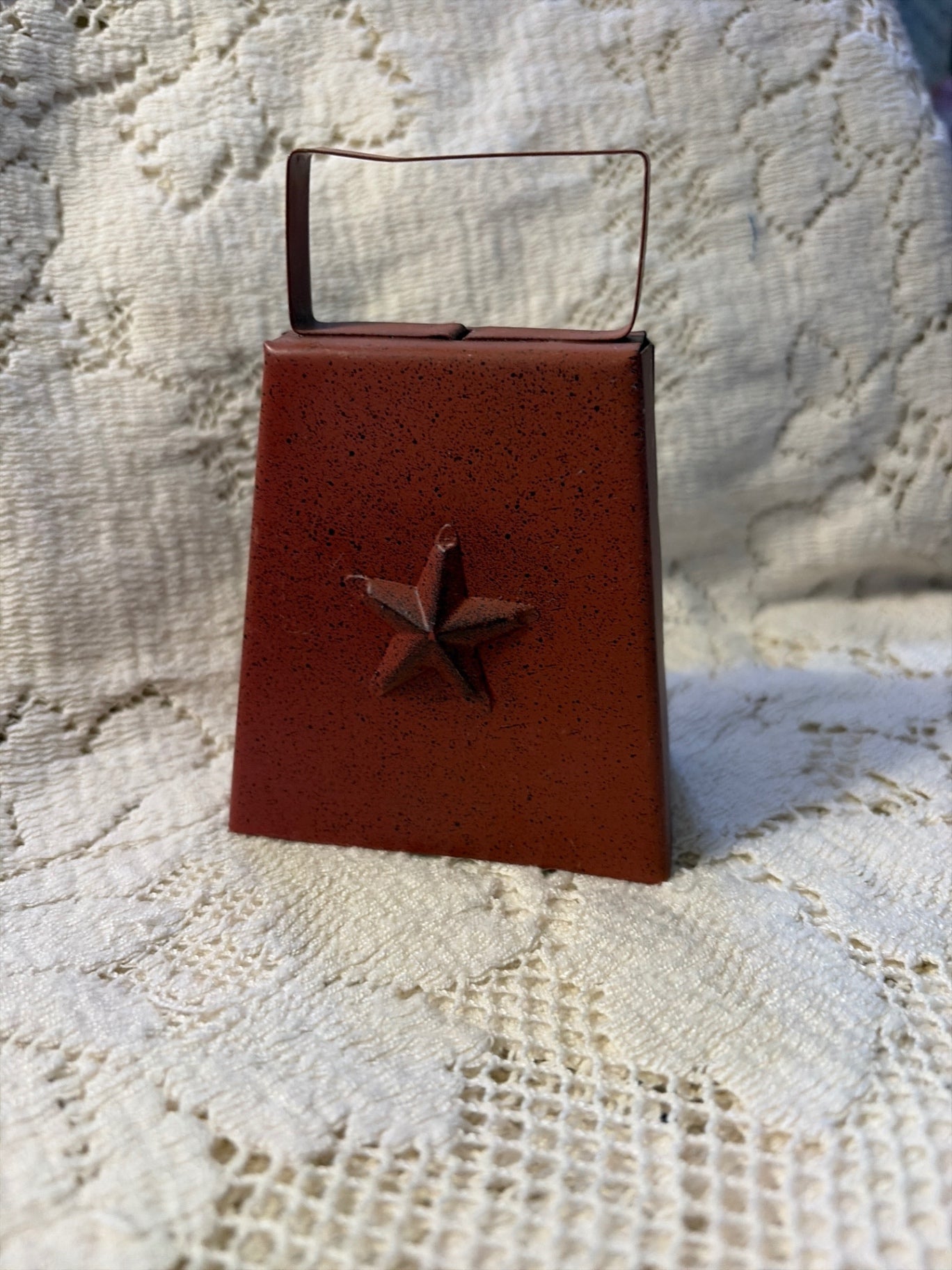 Red bell with star 4”