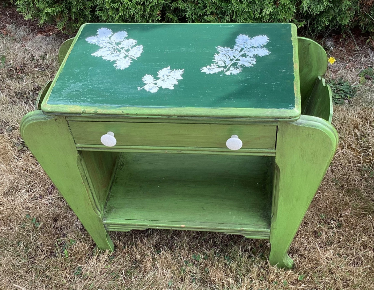 MCM ACCENT TABLE 