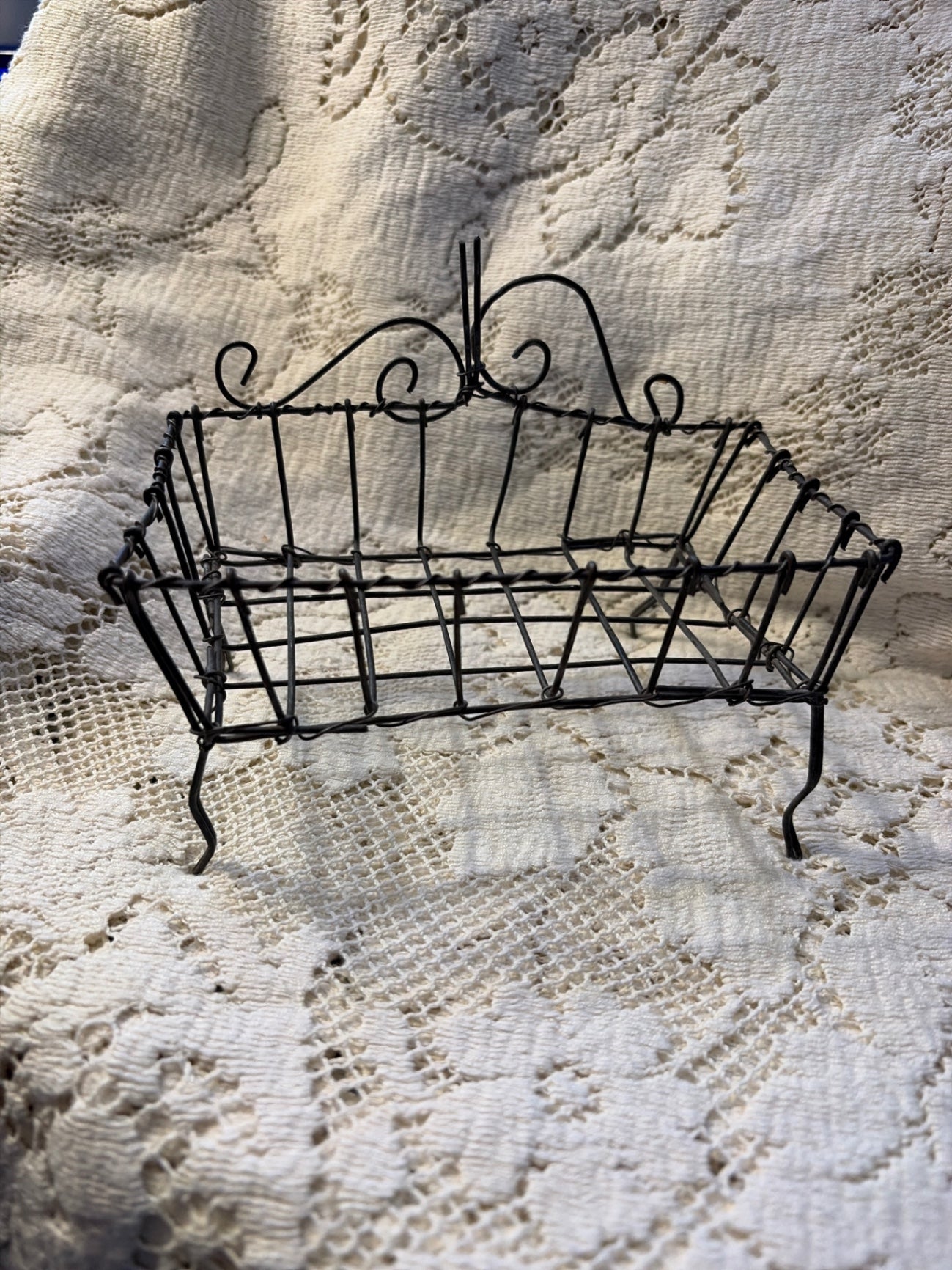Primitive rustic basket/soap holder