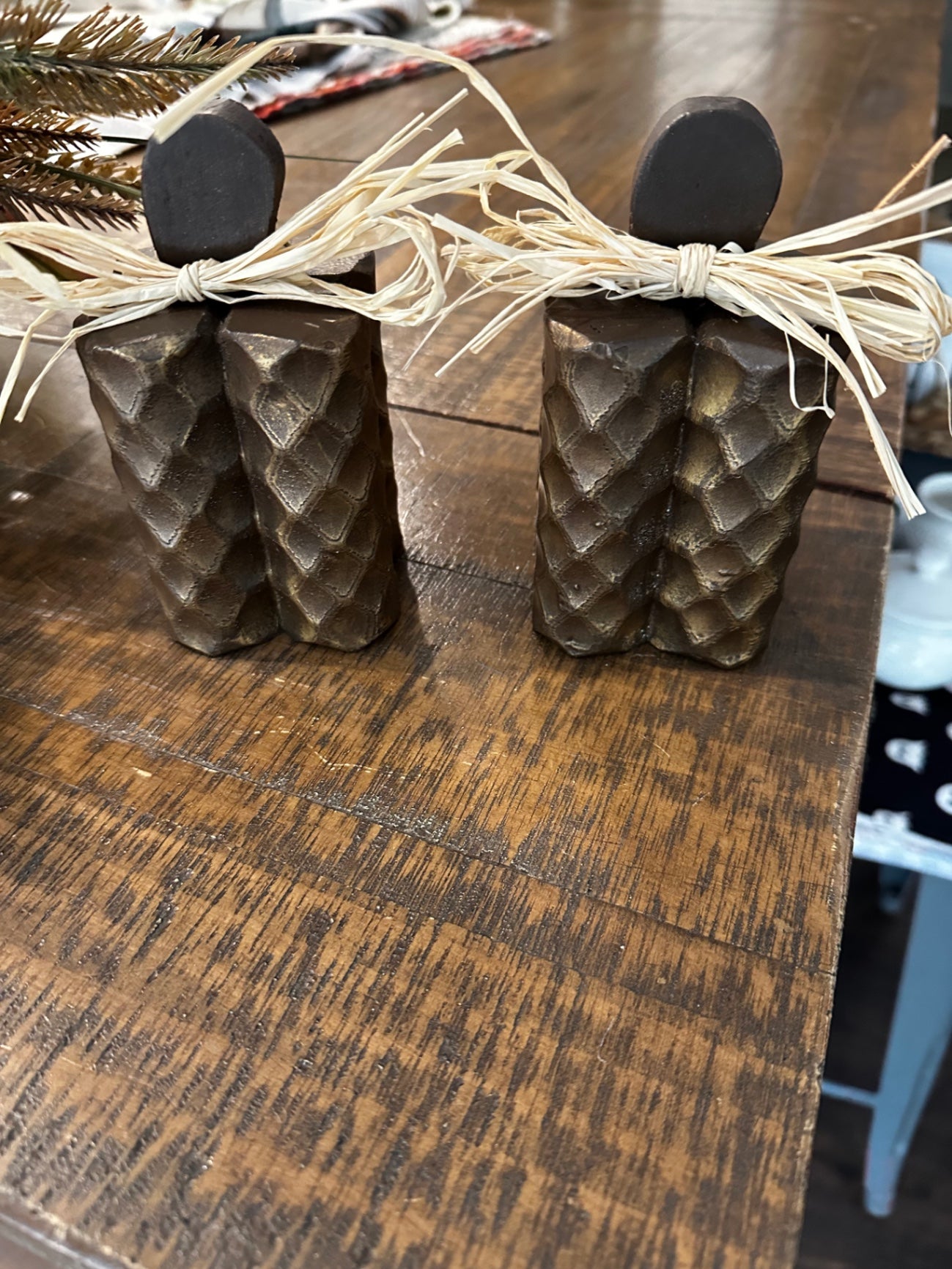 Wood pumpkin with bow