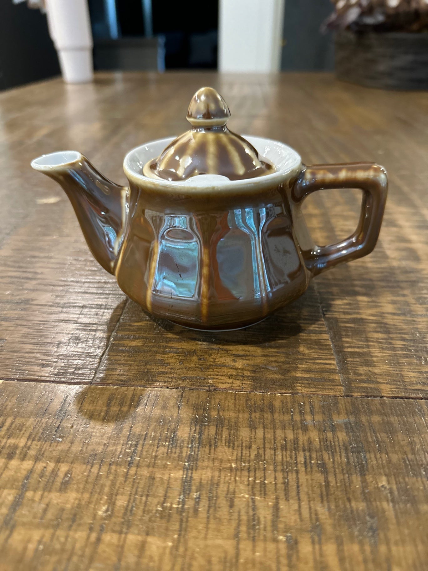 Small brown tea pot