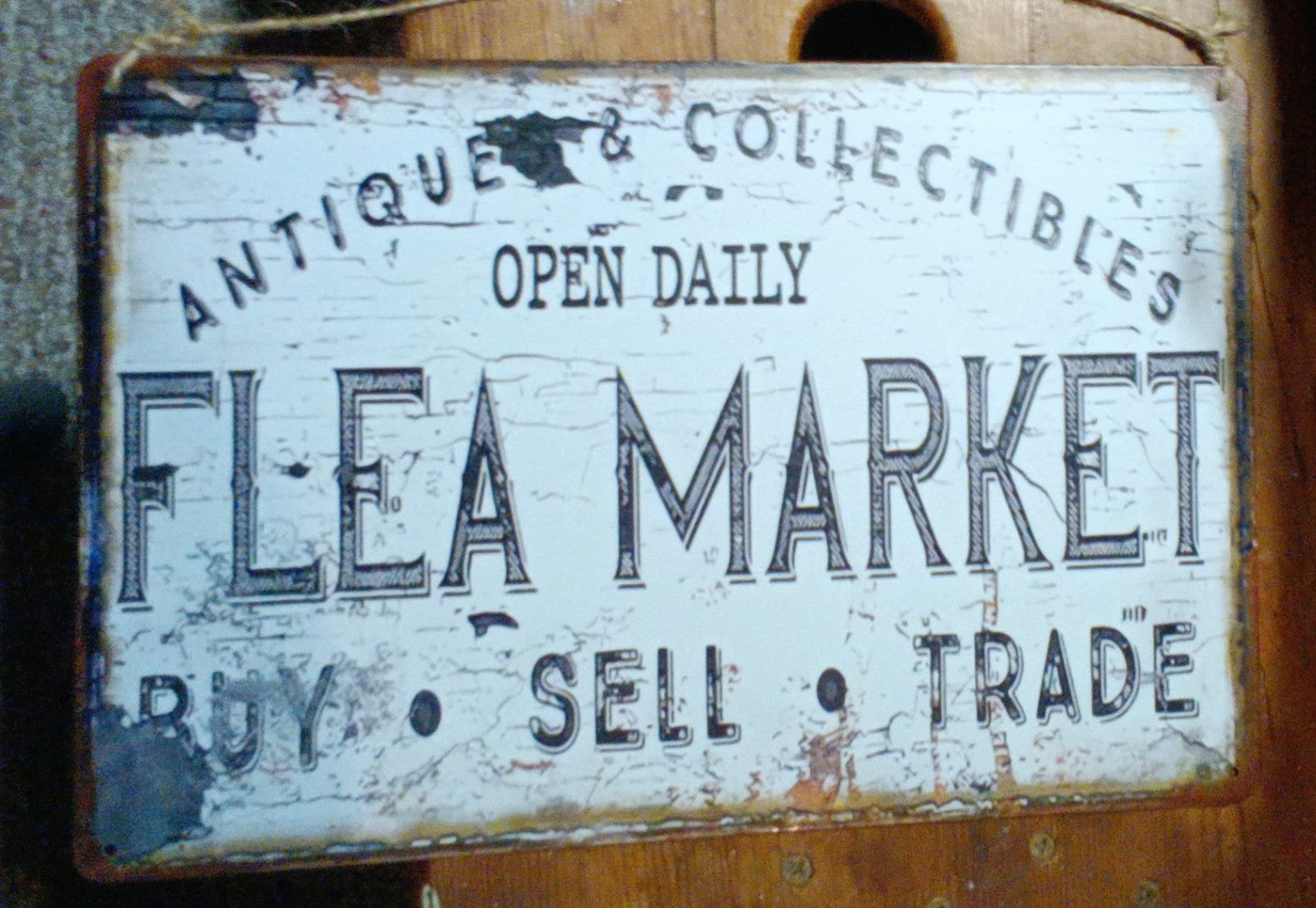 Metal Flea Market Sign