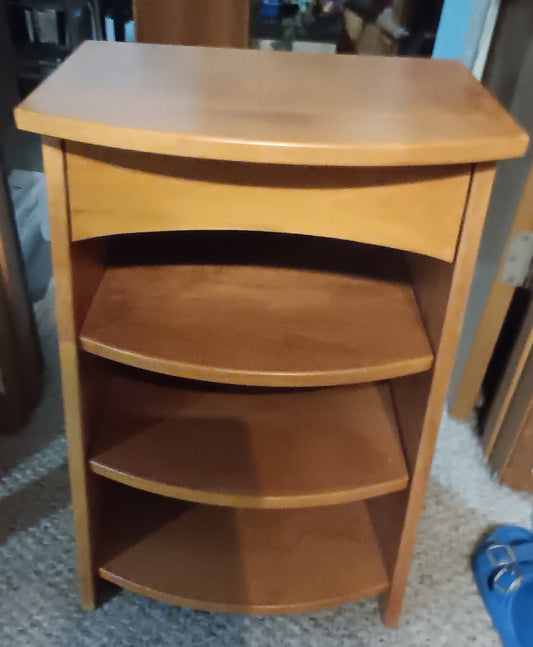 Levenger Oak Sidetable