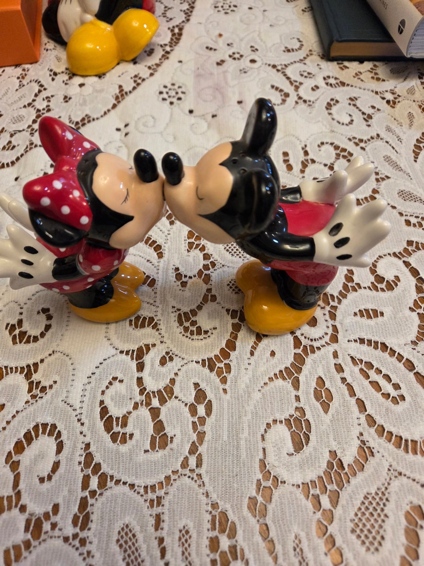 Salt and pepper Mickey and Minnie