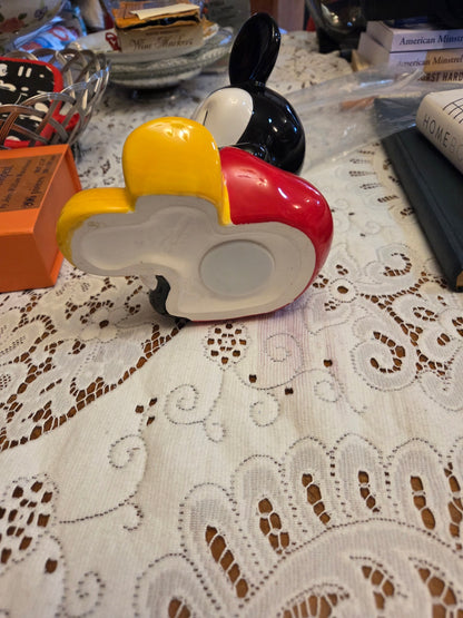 Salt and pepper Mickey and Minnie