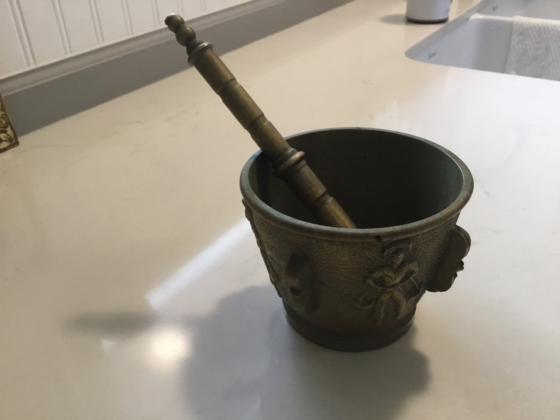 Vintage brass mortar & pestle