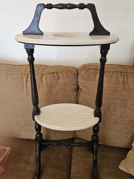 Antiq/vint black and white 2 tiered table