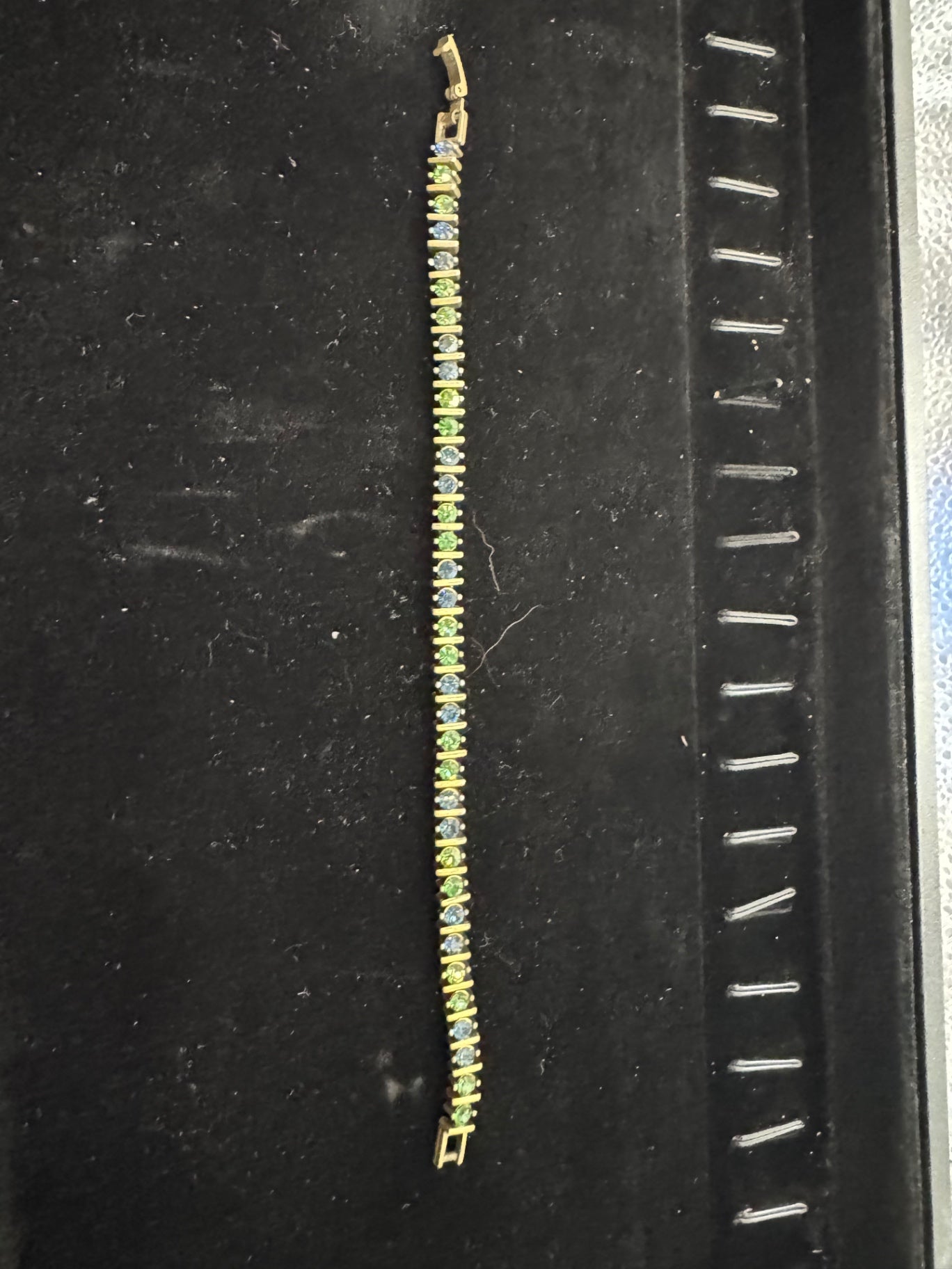 Seahawk color bracelet 
