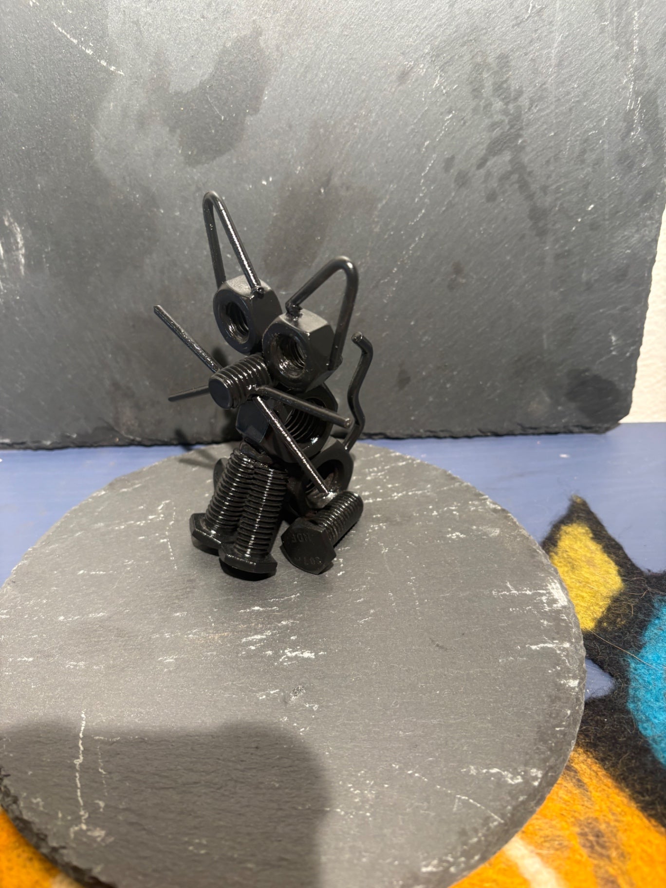 Black welded cat