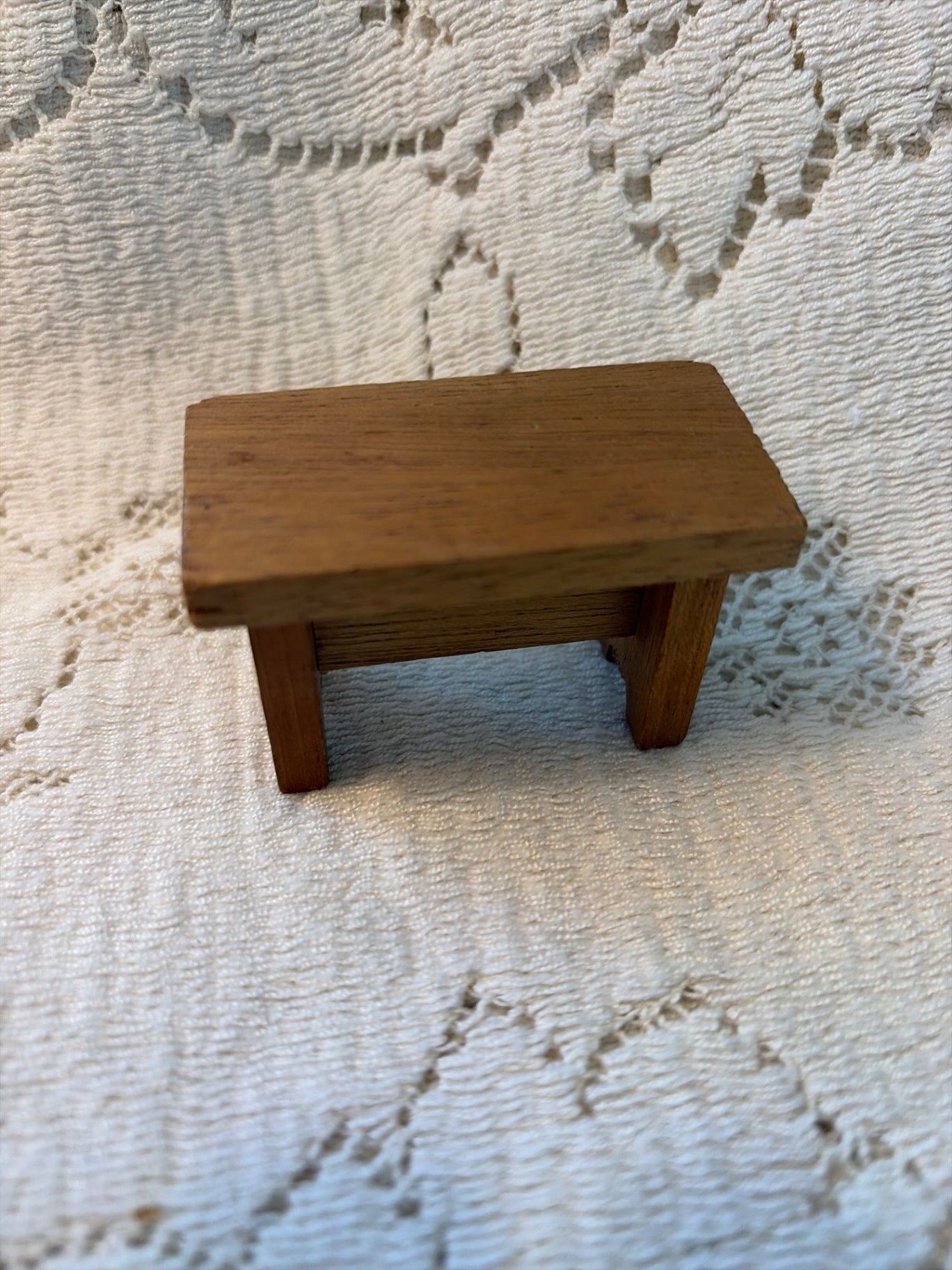 2 1/4”x1” mini wooden bench