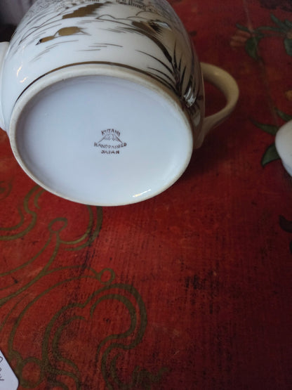 Hand painted Kutani teapot