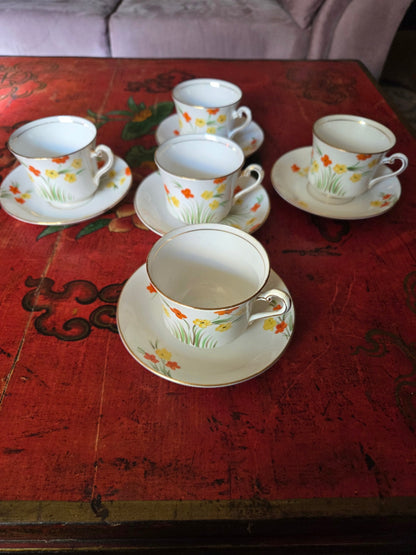 Set 5 cups saucers Phoenix
