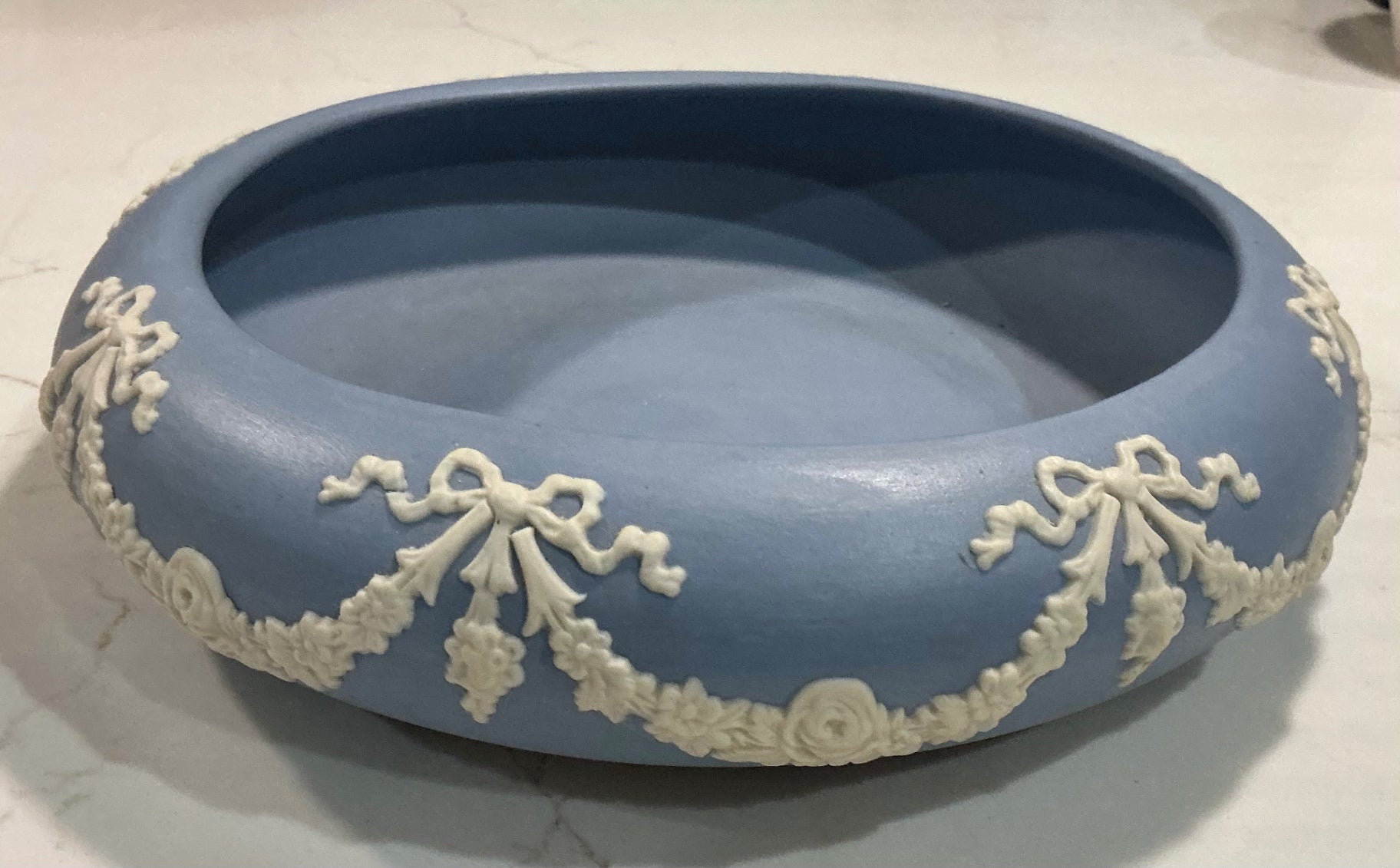 ECanada Art Pottery