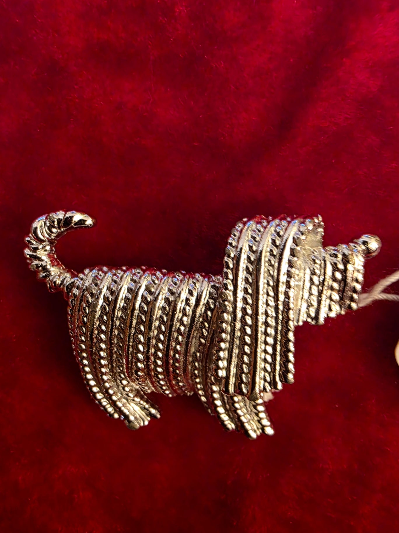 SARAH COVENTRY SHAGGY DOG PIN.