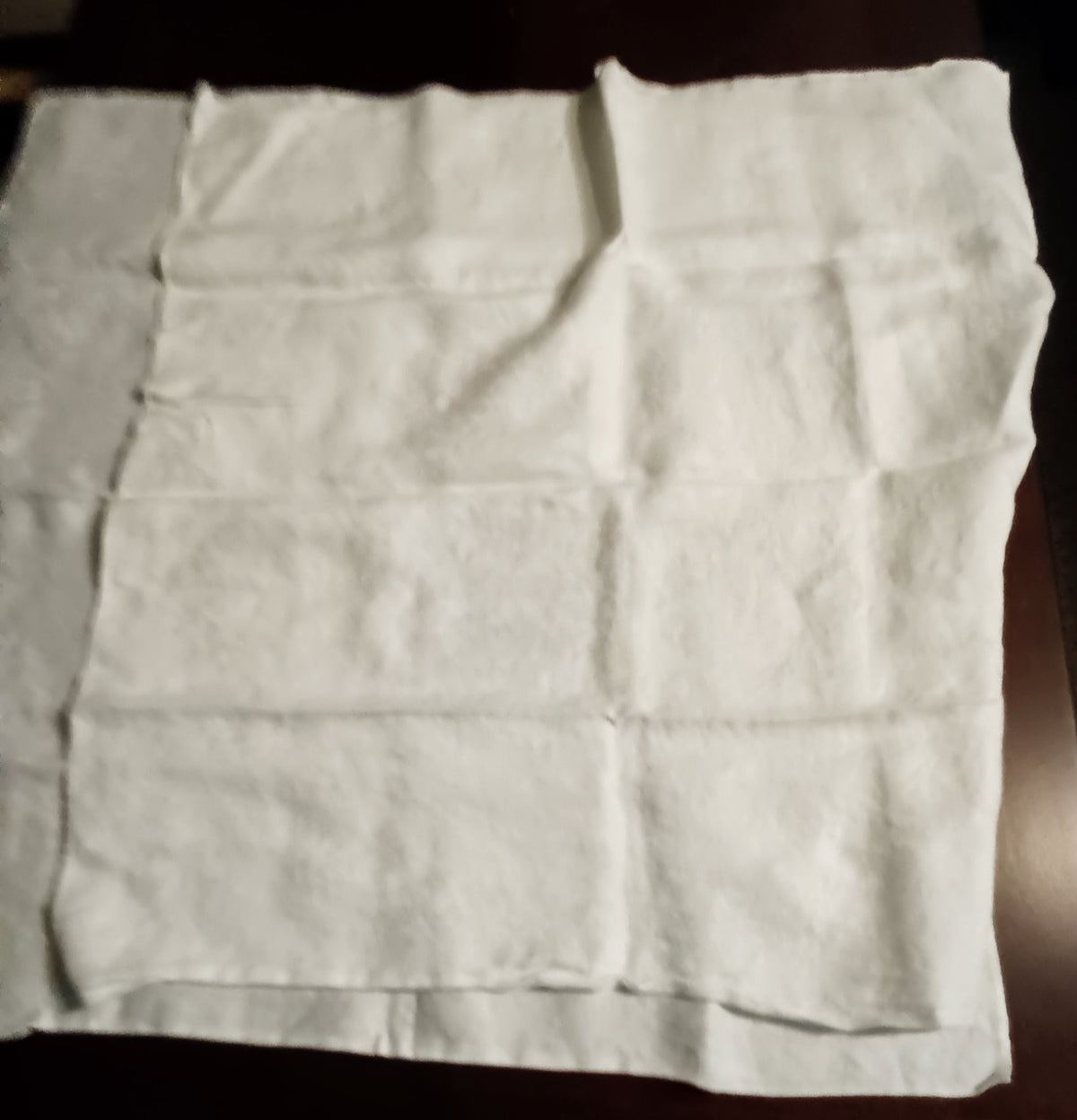 Set of 2 White Damask Dinner Napkins 24"×22"