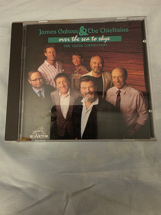 THE CHIEFTAINS, OVER THE SEA TO SKY.