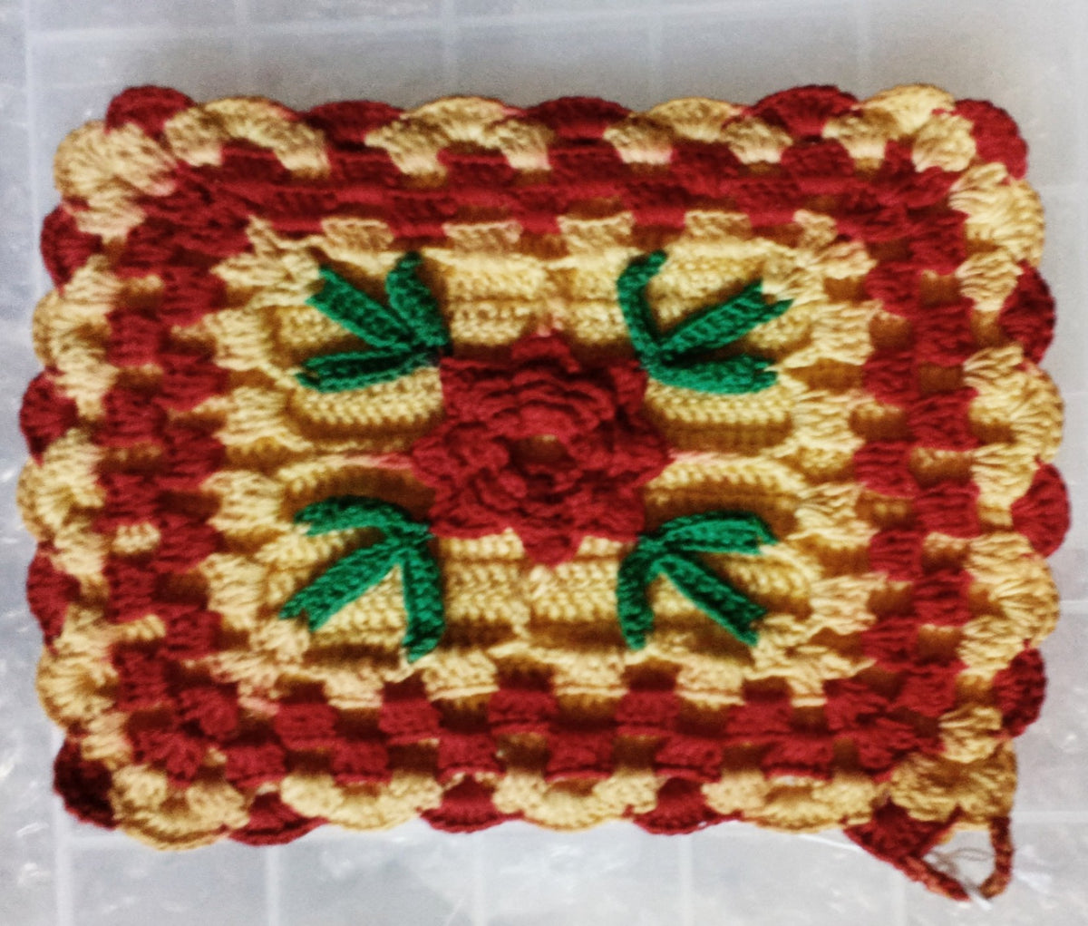 Beautiful, Vtg Hand Crocheted Potholder