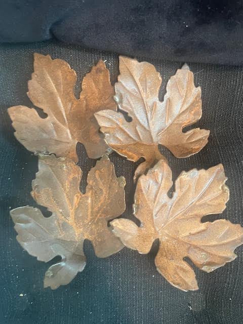 Metal Maple Leaves 