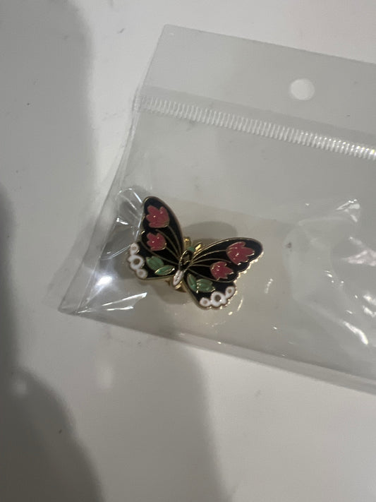 Enamel Pins 