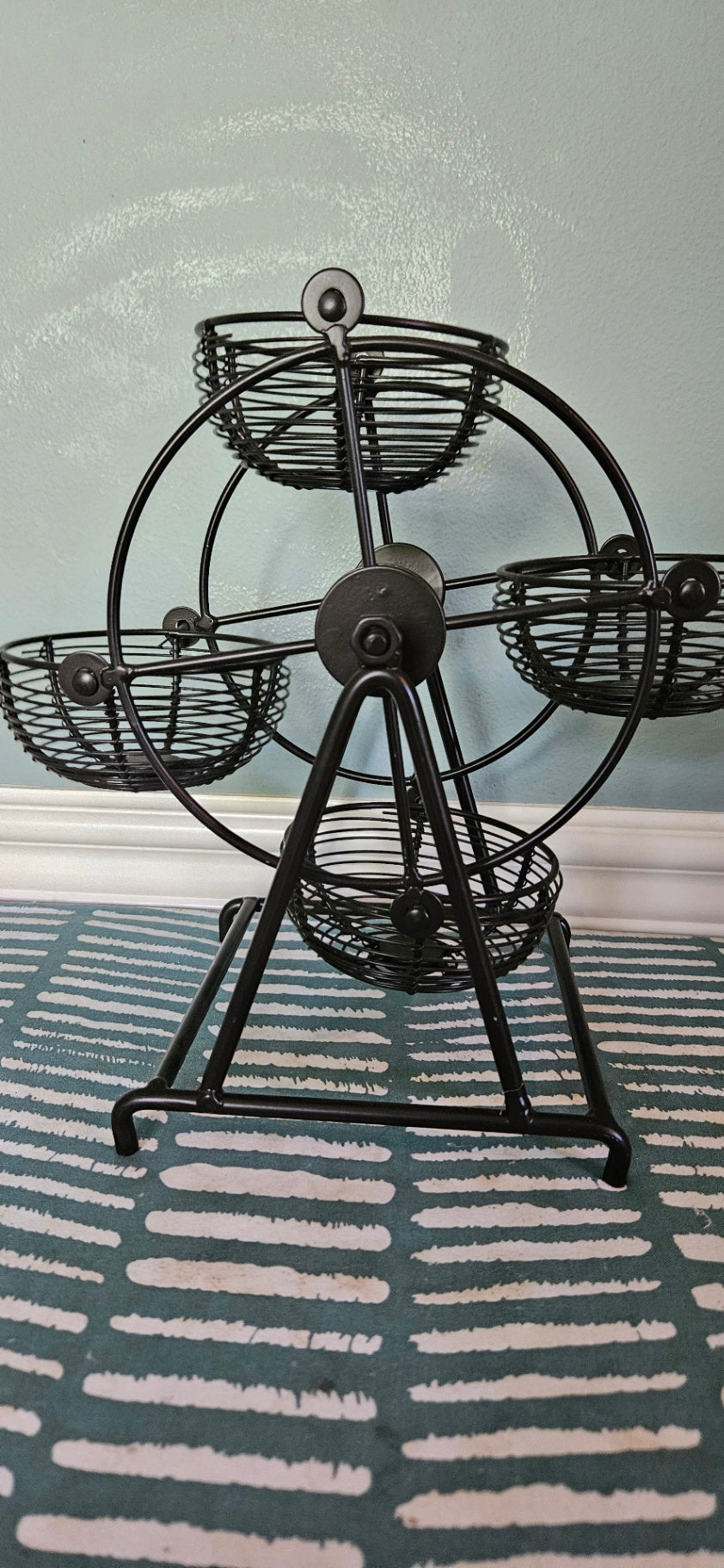 Ferris wheel Mikasa gourmet  rotating caddy