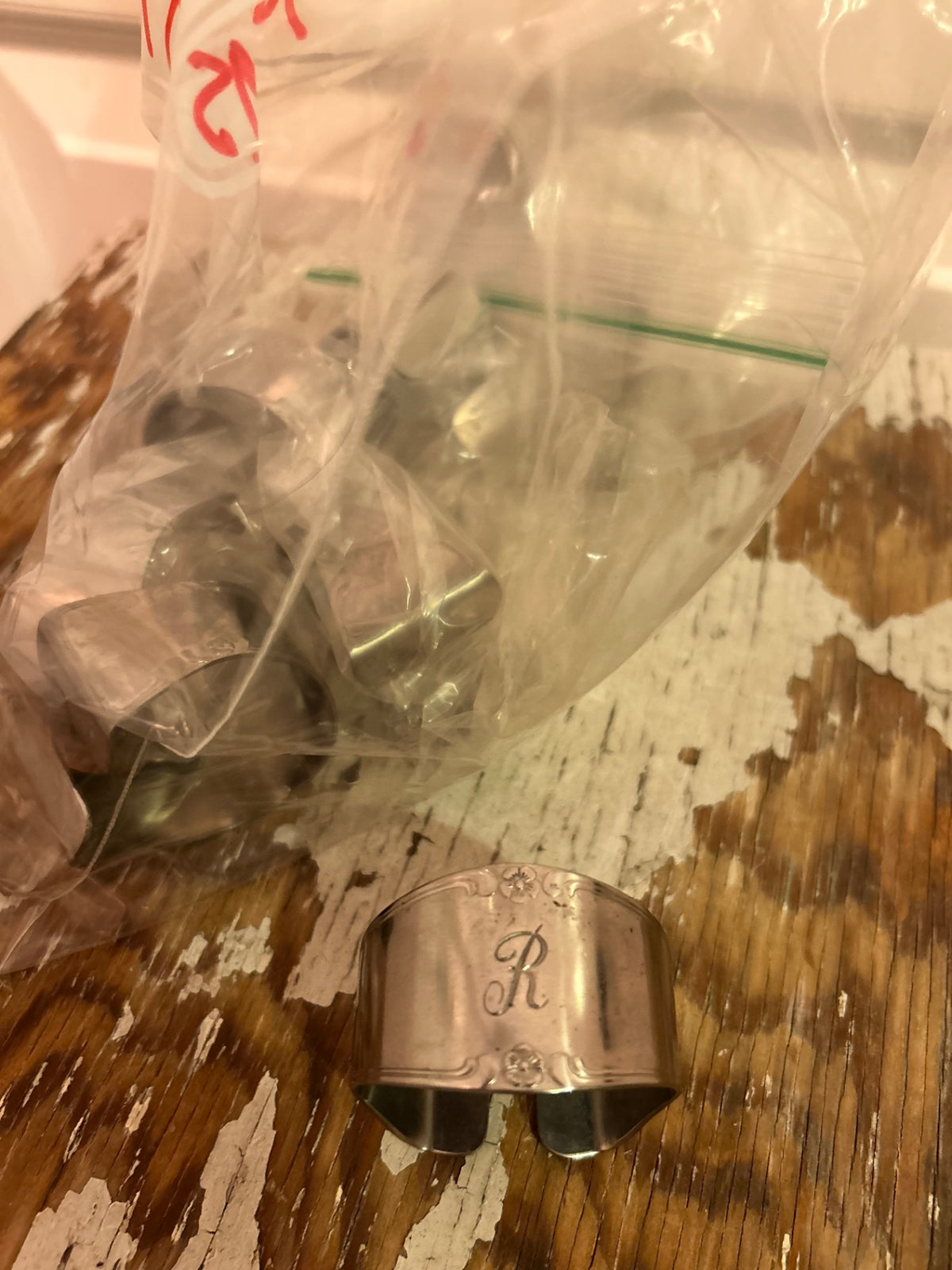 7 NAPKIN RINGS