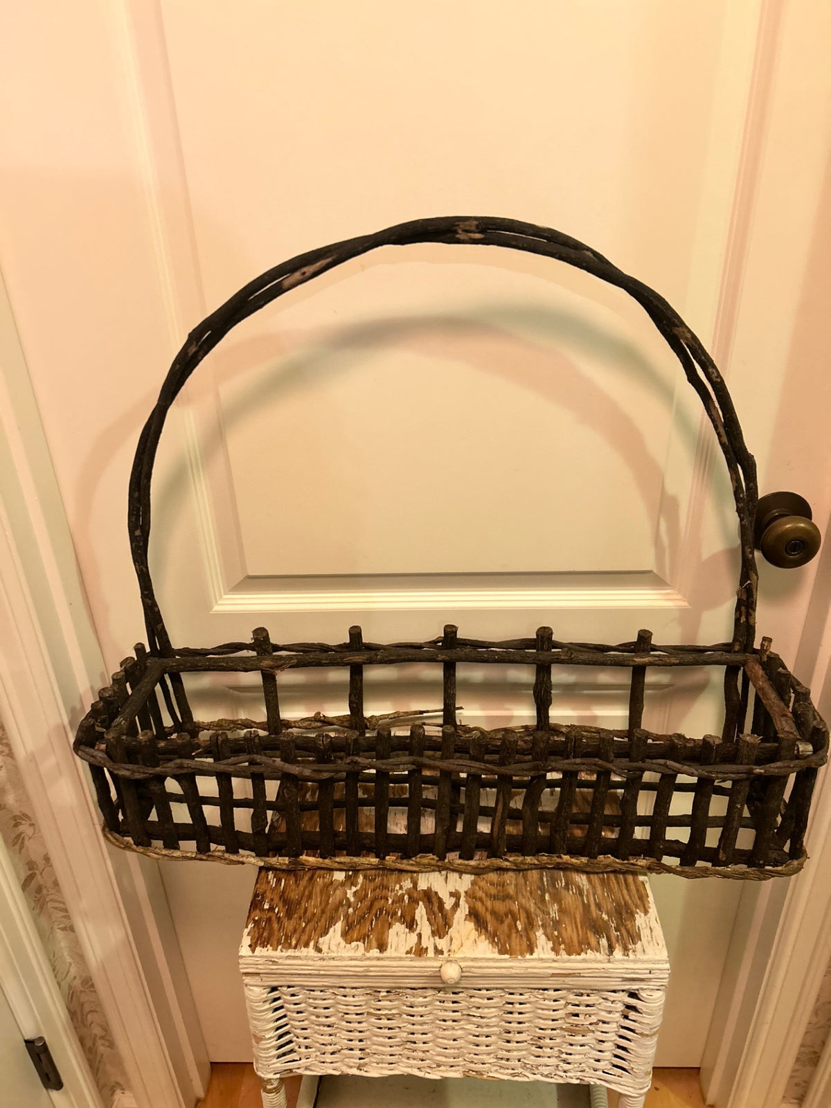 TWIG BASKET