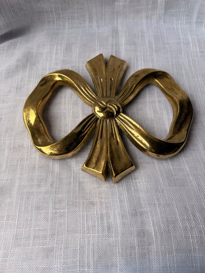Vintage Solid Brass Bow Trivet | Ribbon Knot Kitchen & Home Decor