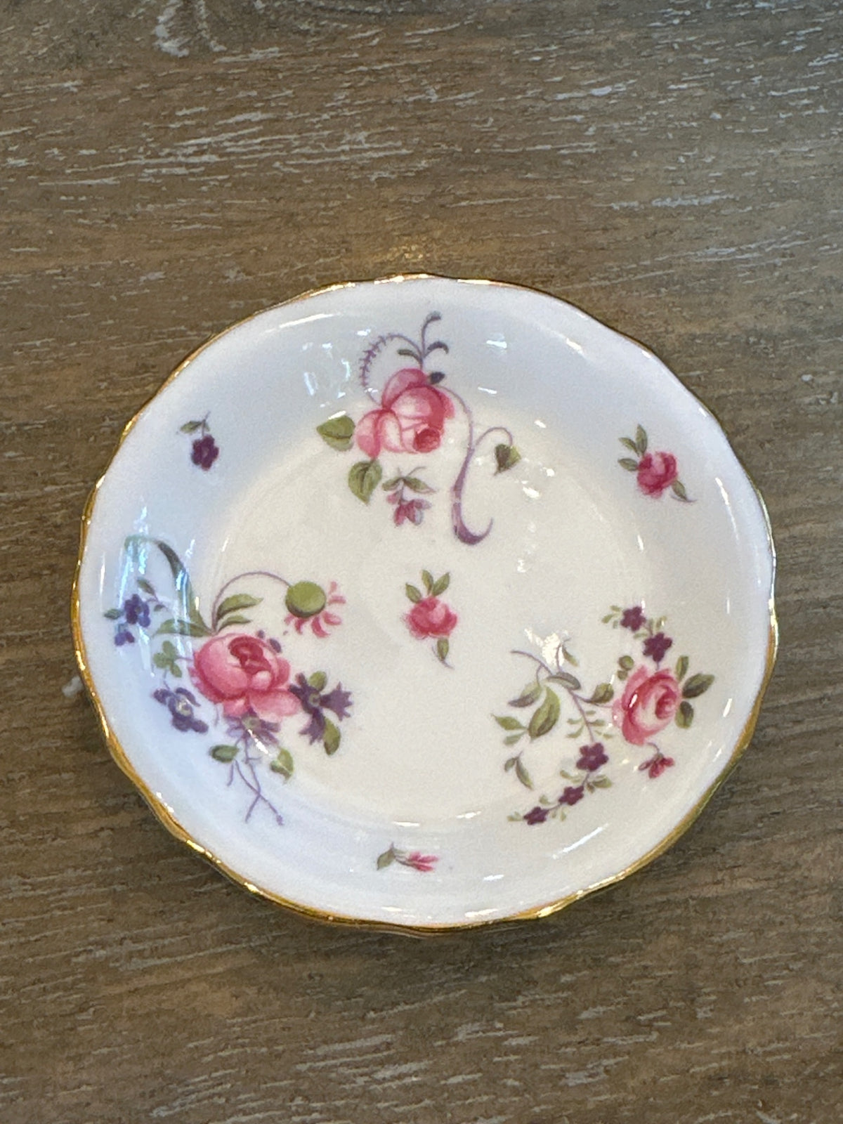 Vintage royal Chelsea roses butter Pat