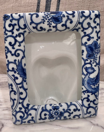 Takahashi blue and white porcelain frame