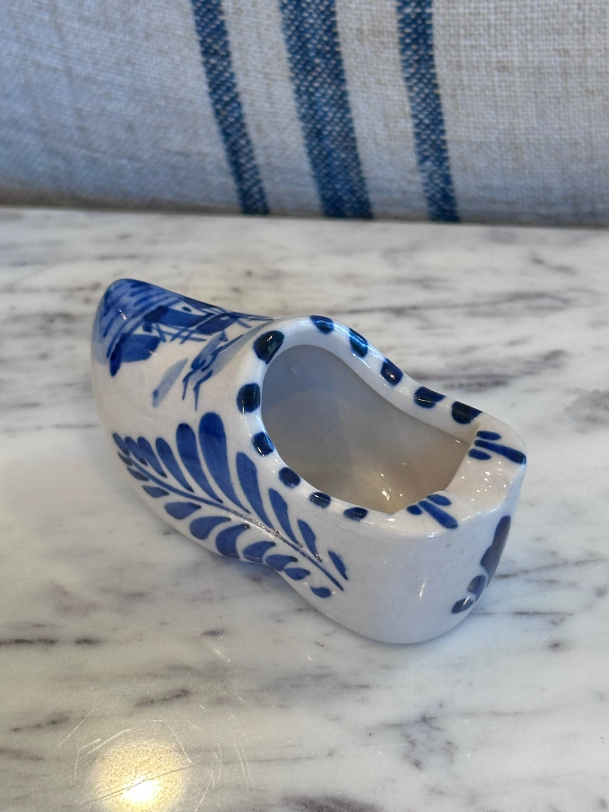 Delft blue hand painted clog