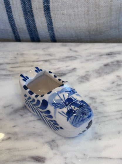 Delft blue hand painted clog