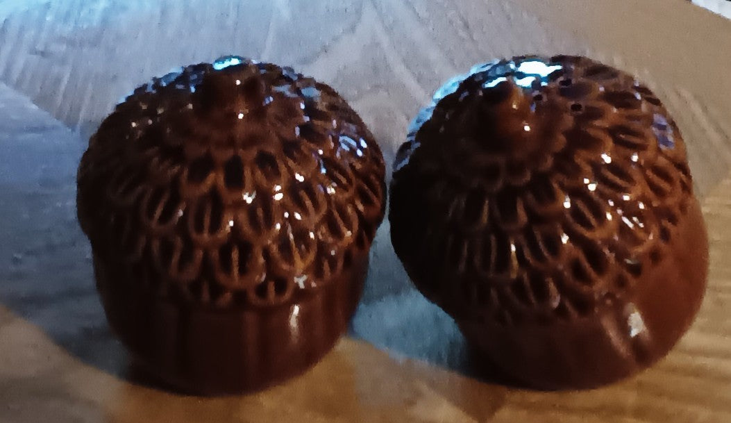 Acorn Salt & Pepper
