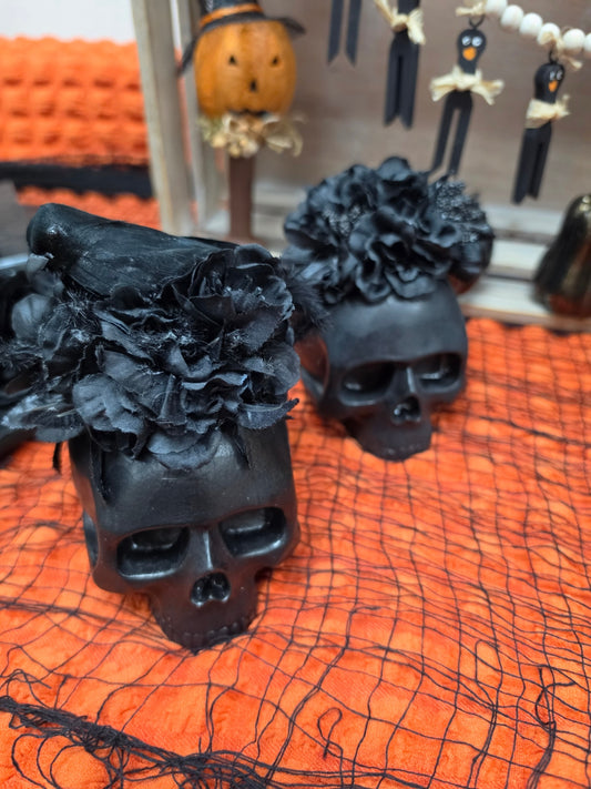Skull heads
