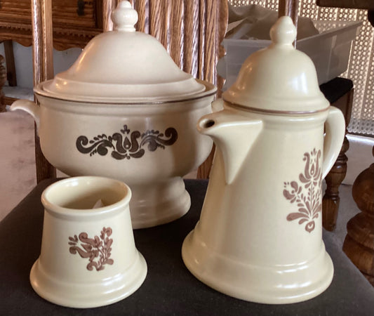 PHALFGRAFF DISH SET