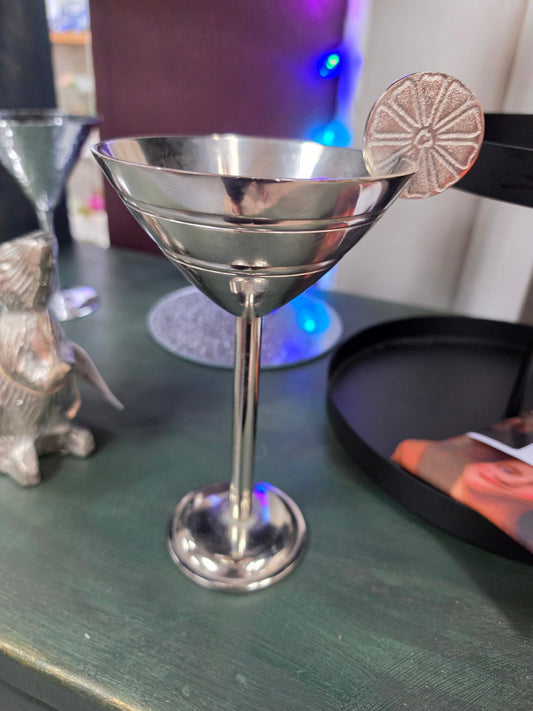Martini glass with lime slice