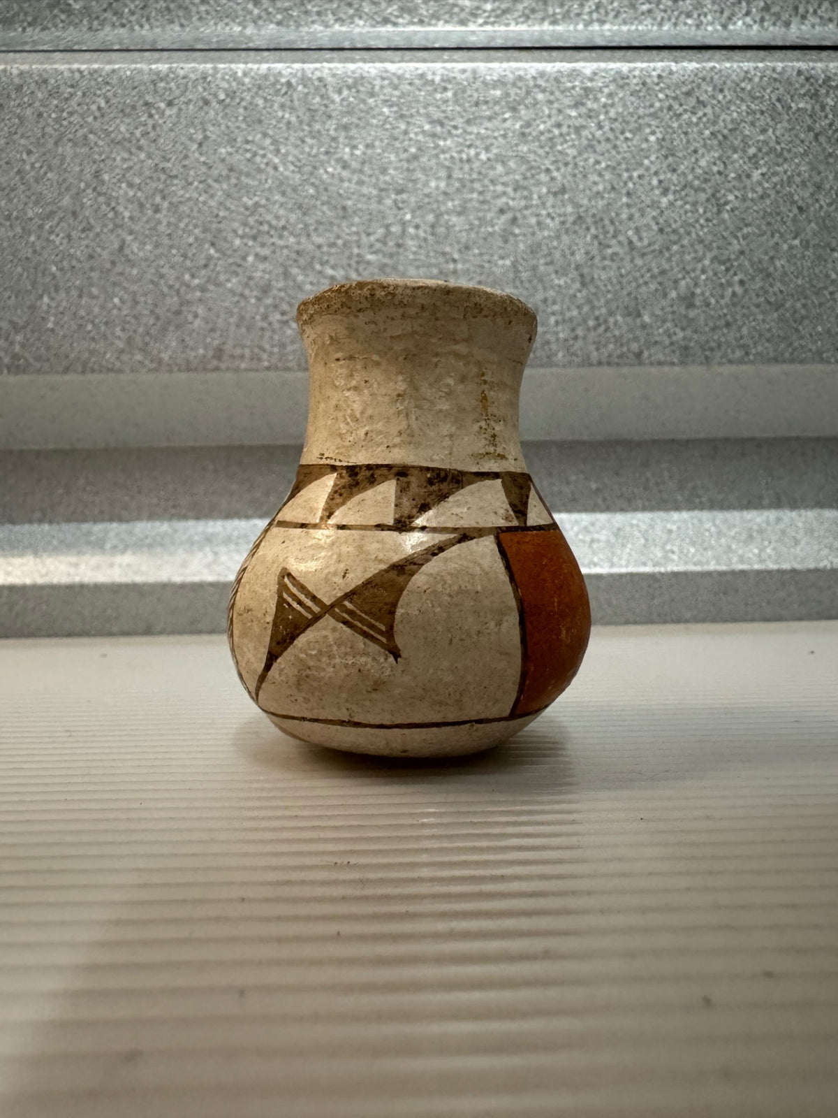 Acoma Pueblo pottery face 1890s to 1920s