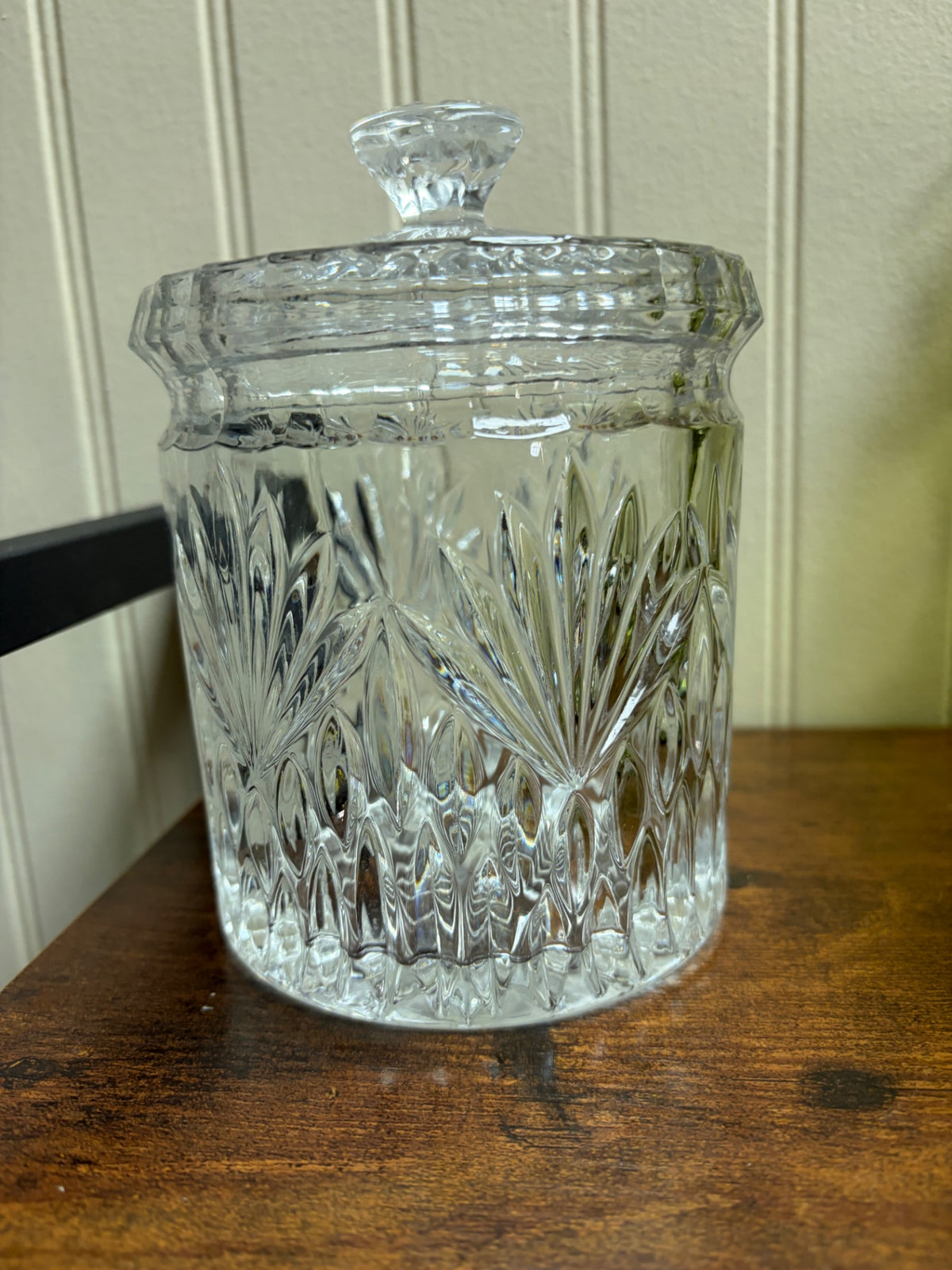 Glass container 
