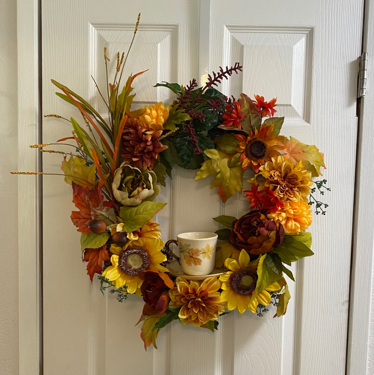 Wreath fall 16”