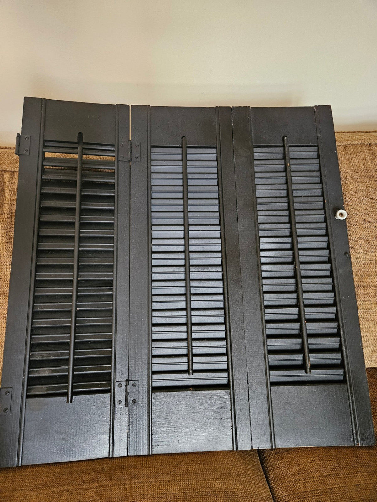 Trifold black vint louvered shutter 24x24 inch approx