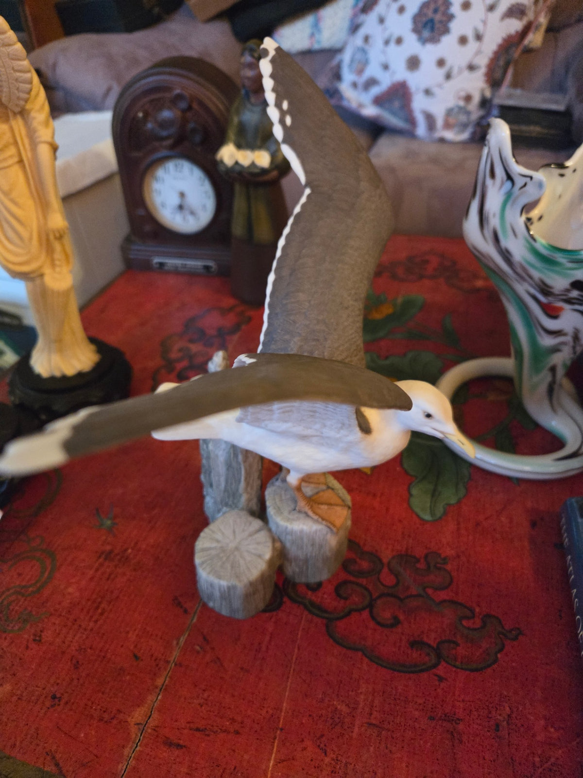 Franklin gull figurine
