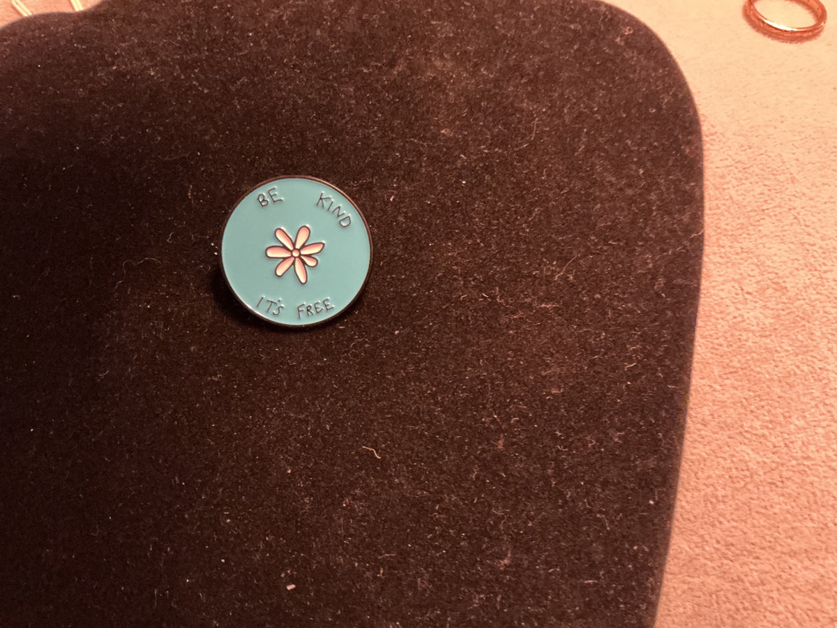 “Be Kind Pin”