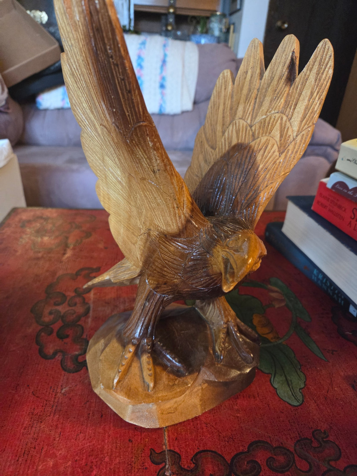 Hand curved eagle