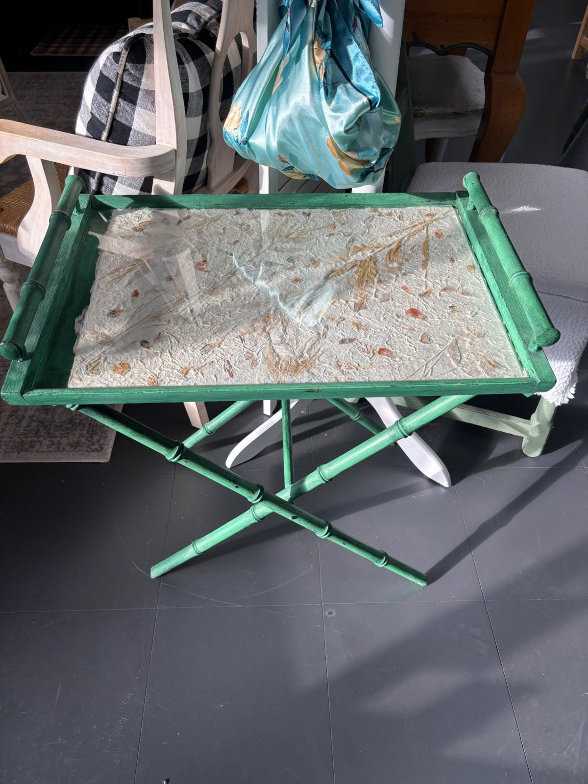 Folding side table