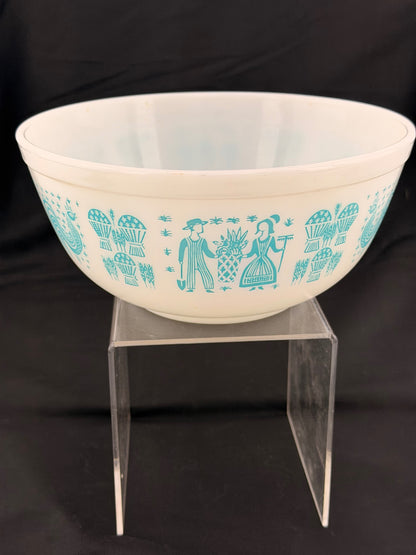 Pyrex Butterprint Mixing Bowl 2 1/2 quarts 403