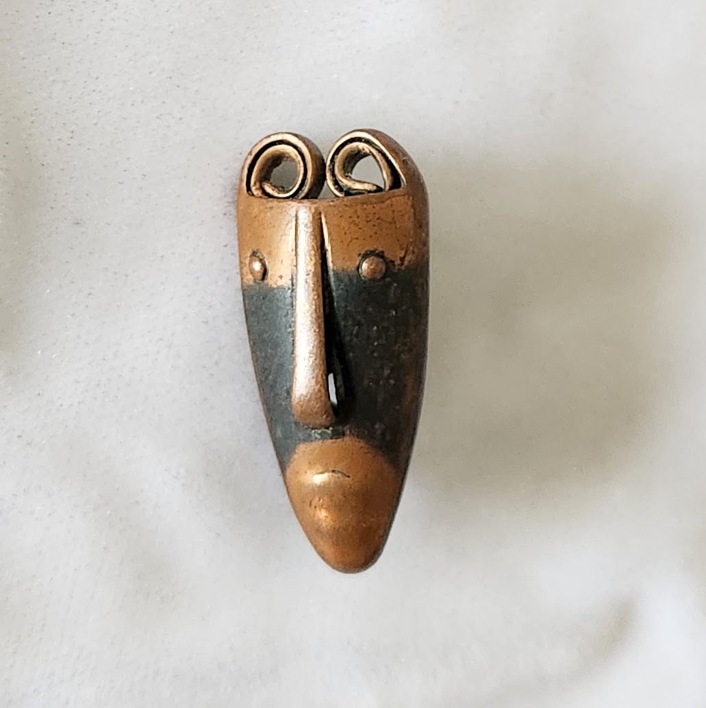 Rebajes Copper "Brazilian Mask" Scatter Pin
