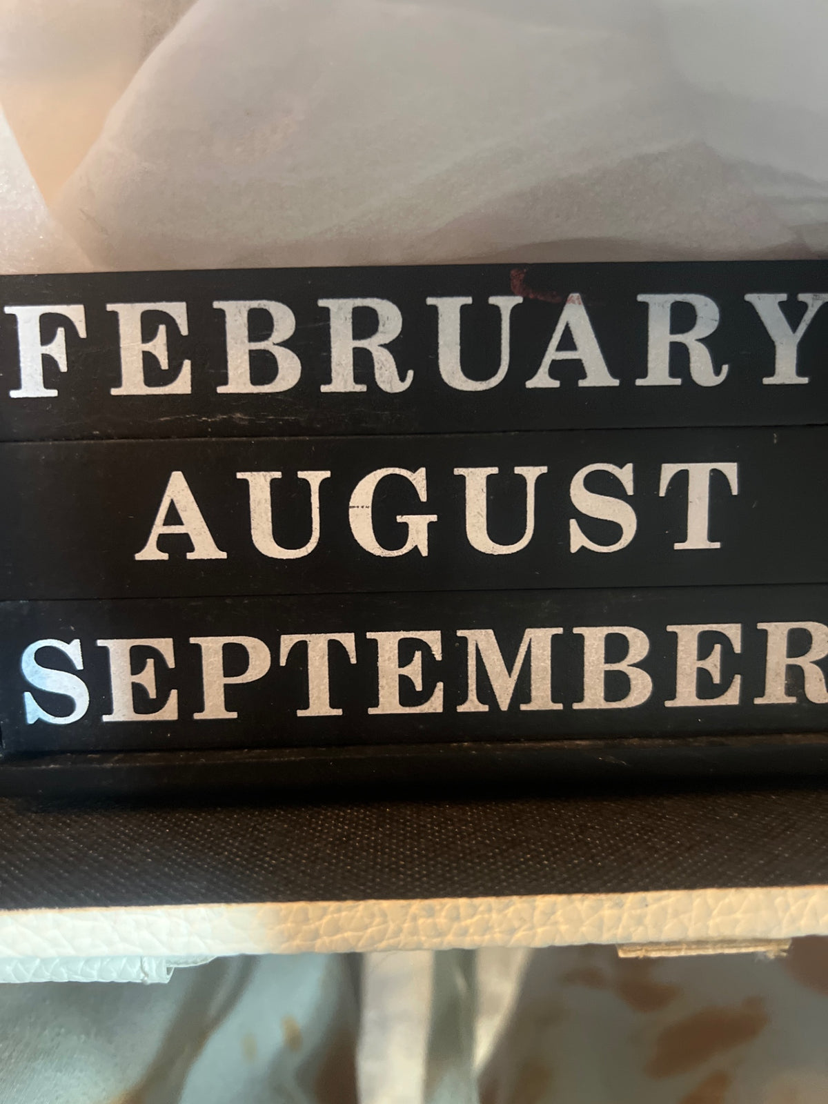 Wooden calendar